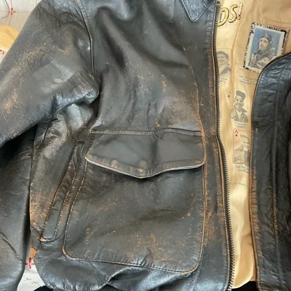 Vintage Avirex Jack Of All Raids Sack Time Nose Art A2 XL Leather Bomber Jacket - Picture 15 of 16